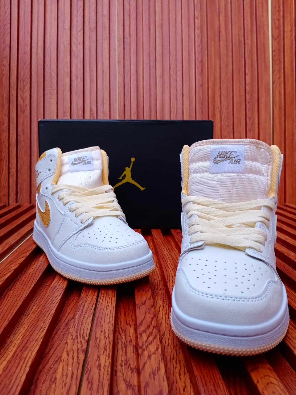 Air Jordan 1 High "Yellow White"