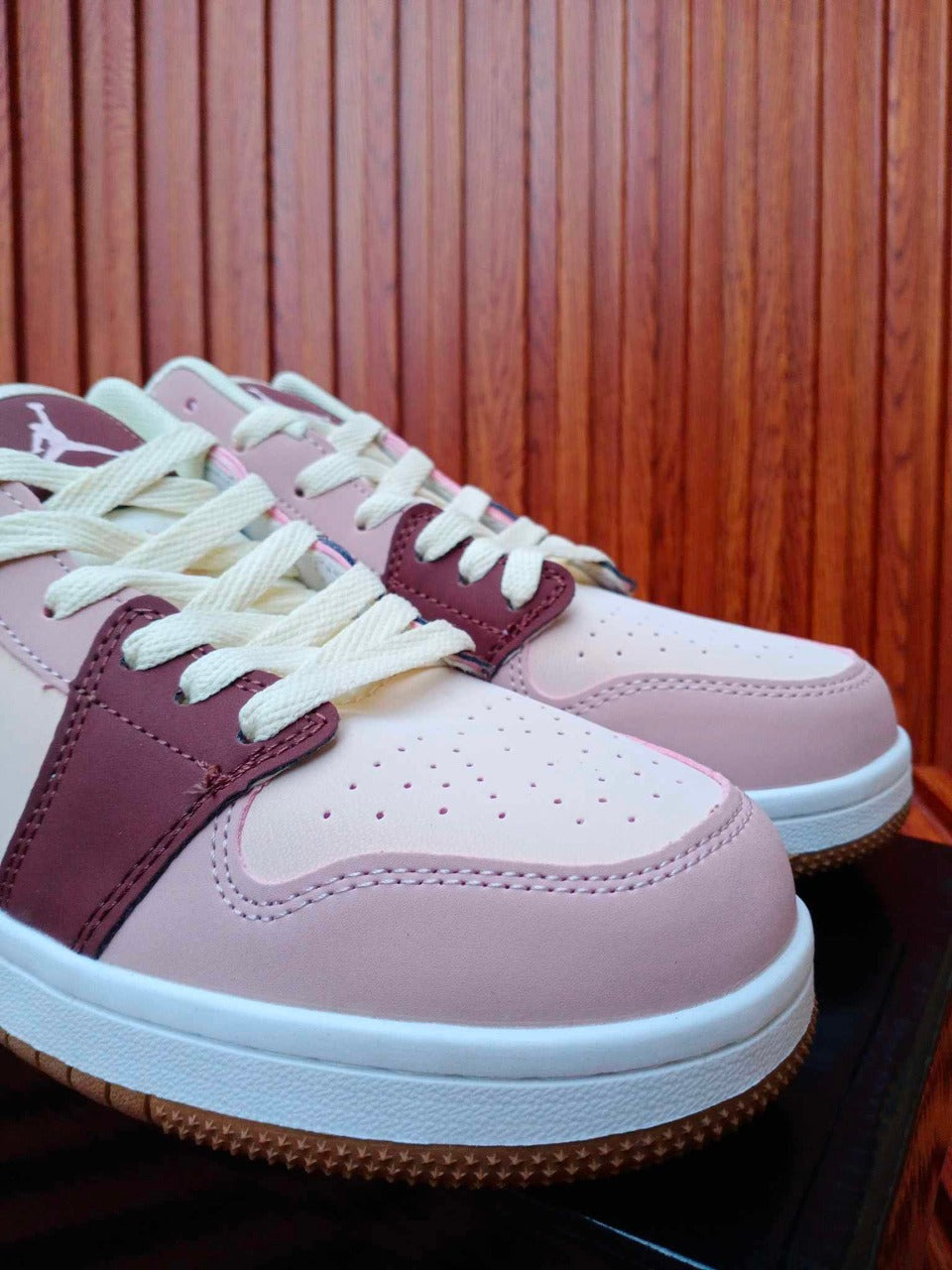 Air Jordan 1 Low "Pink Beige"