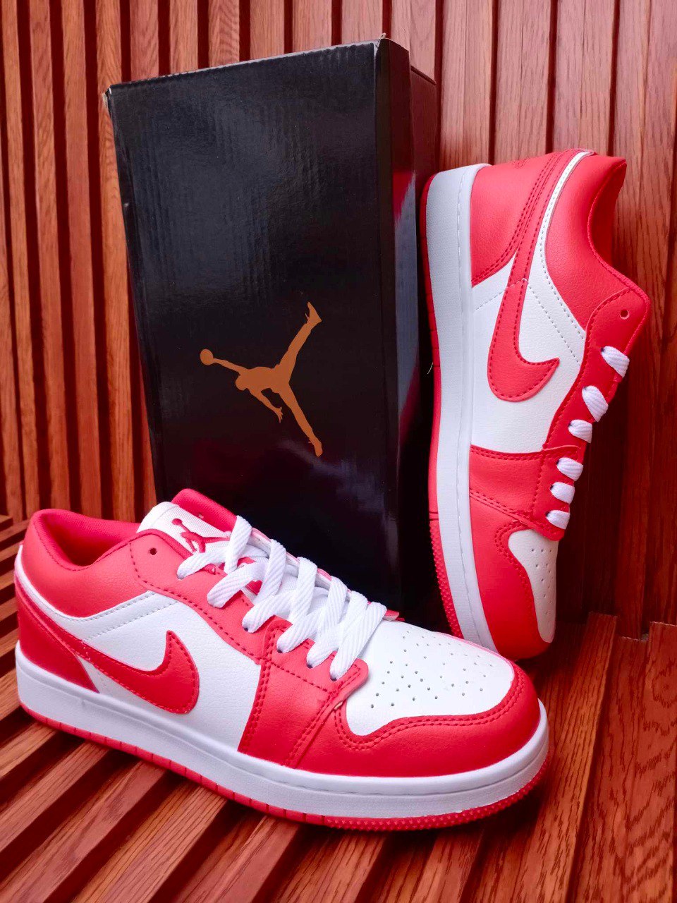 Air Jordan 1 Low "Gym Red"