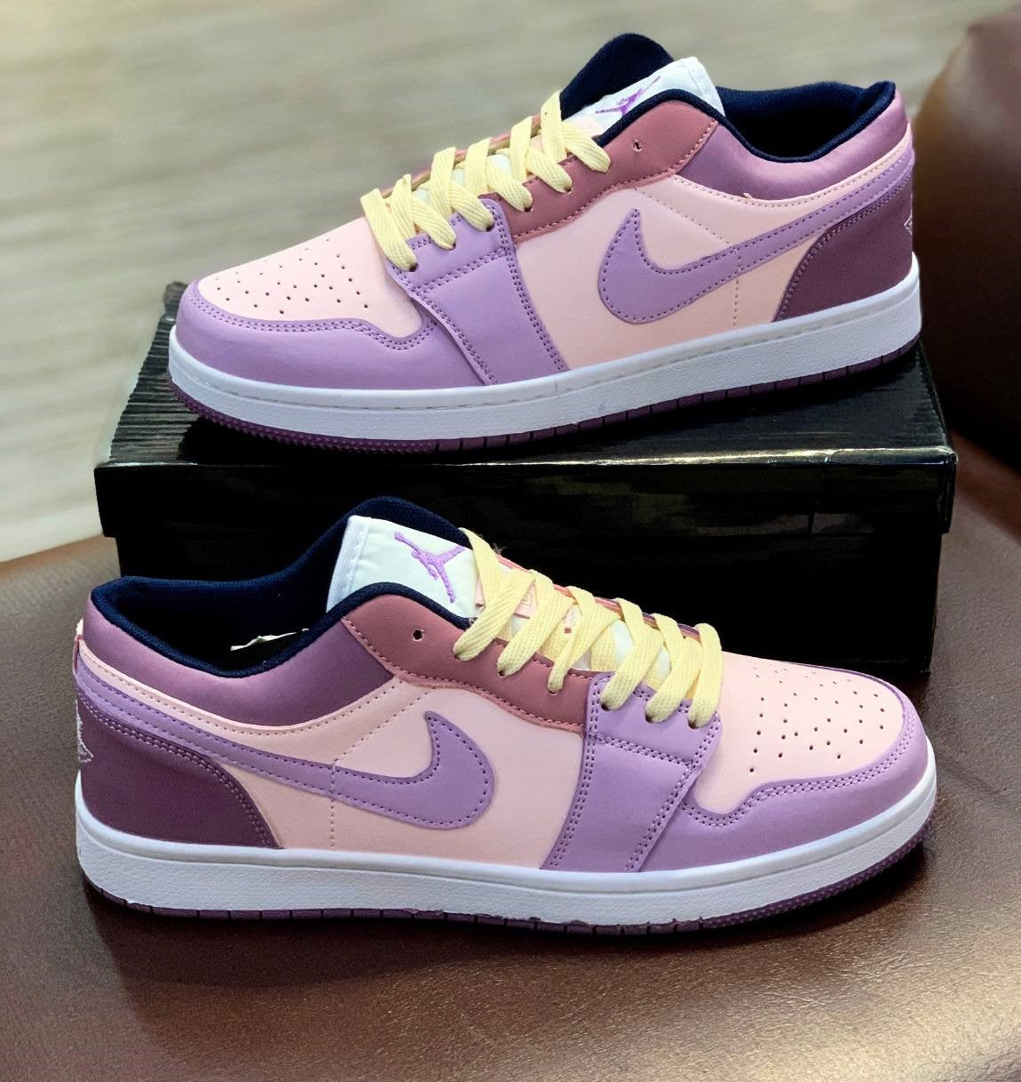 Air Jordan 1 Low "Purple Pastel"