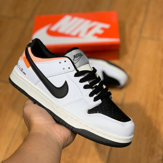 NIKE DUNK LOW WHITE BLACK ORANGE